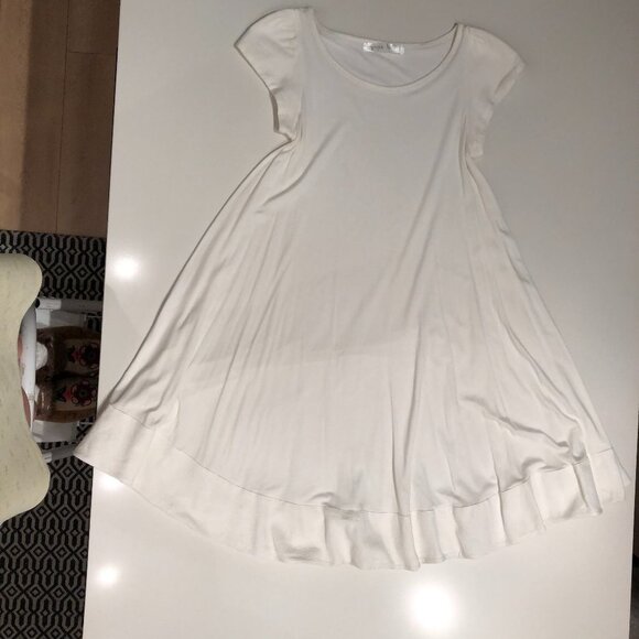 Kourbela Knitwear Scoop Neck Cap Sleeve Flowy Dress in White Size S - Picture 2 of 9
